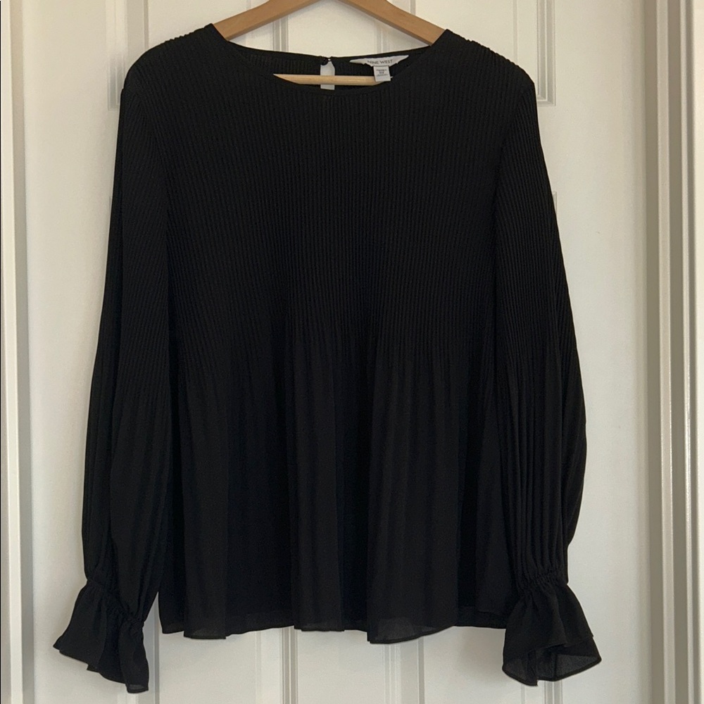 Nine West Black Accordion Pleated Ruffle Long Sleeve Blouse Top Size 0X Plus